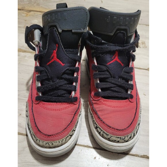 Nike Air Jordan Spizike "Toro Bravo" sneakers in Gym Red and Black Size 5Y - Picture 1 of 7